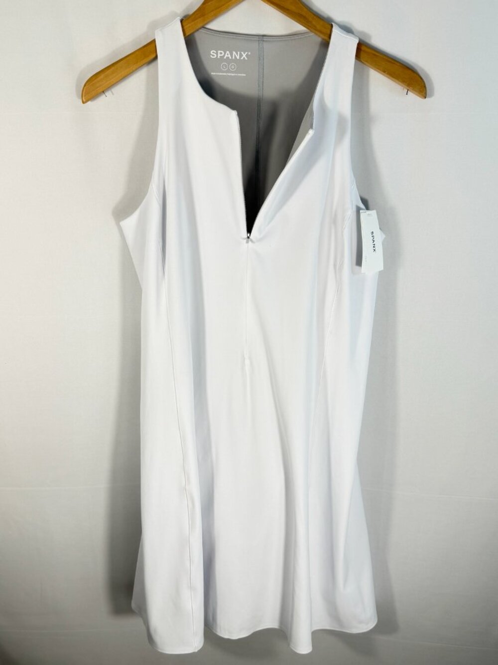 SPANXshape Get Moving Zip Front Dress White Large NWT Performance Golf Tennis
